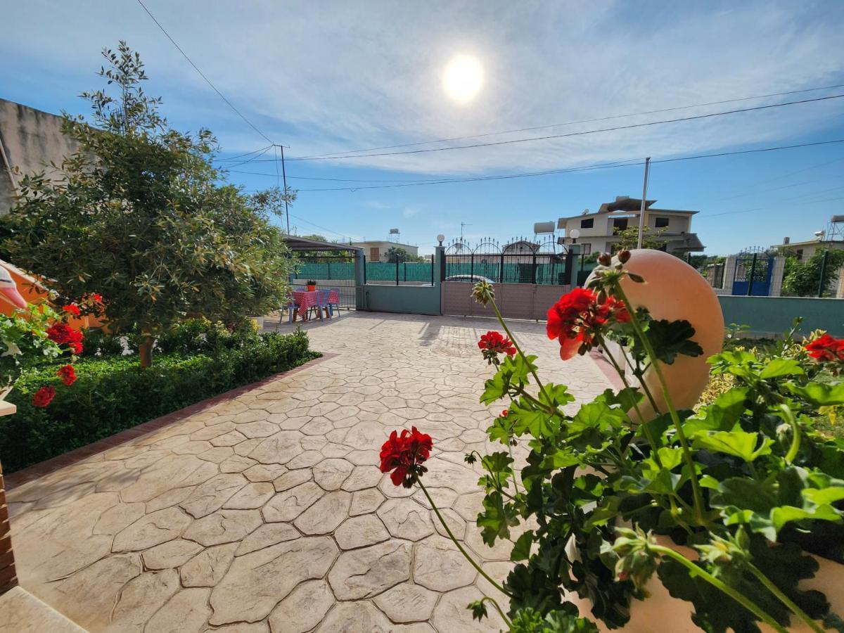 Villa Orange Vlorë Exterior foto