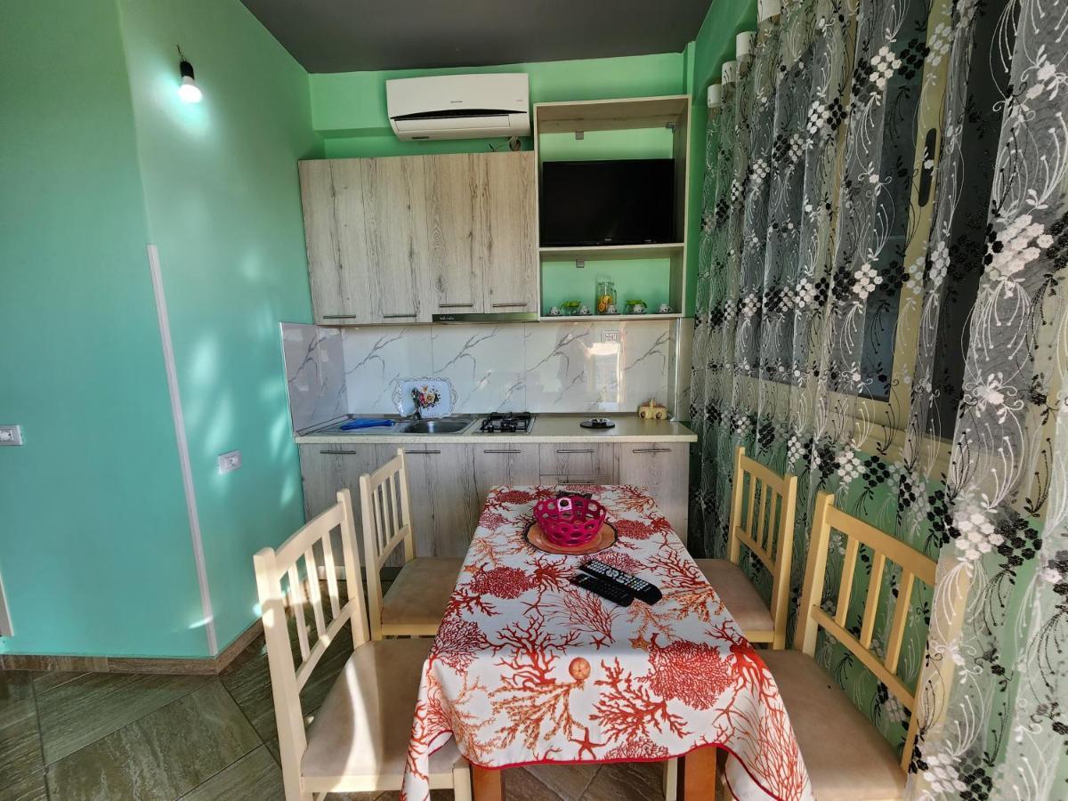 Villa Orange Vlorë Exterior foto